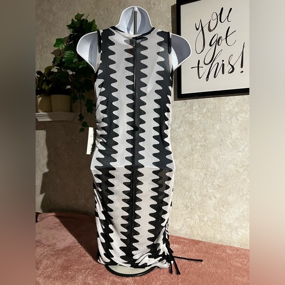 ๐ Mesh Coverup Dress abstract - Picture 7 of 12